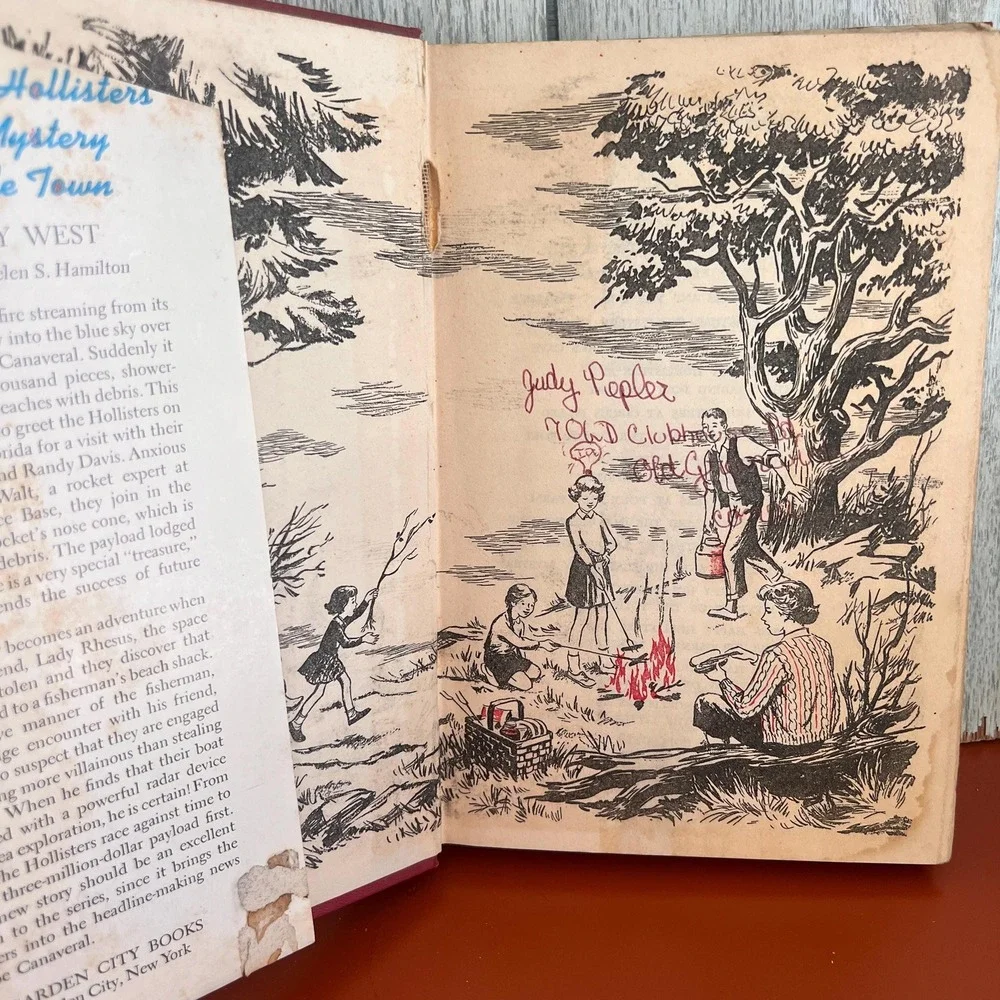Happy Hollisters‎ and the Mystery at Missile Town by Jerry West Vtg 1961